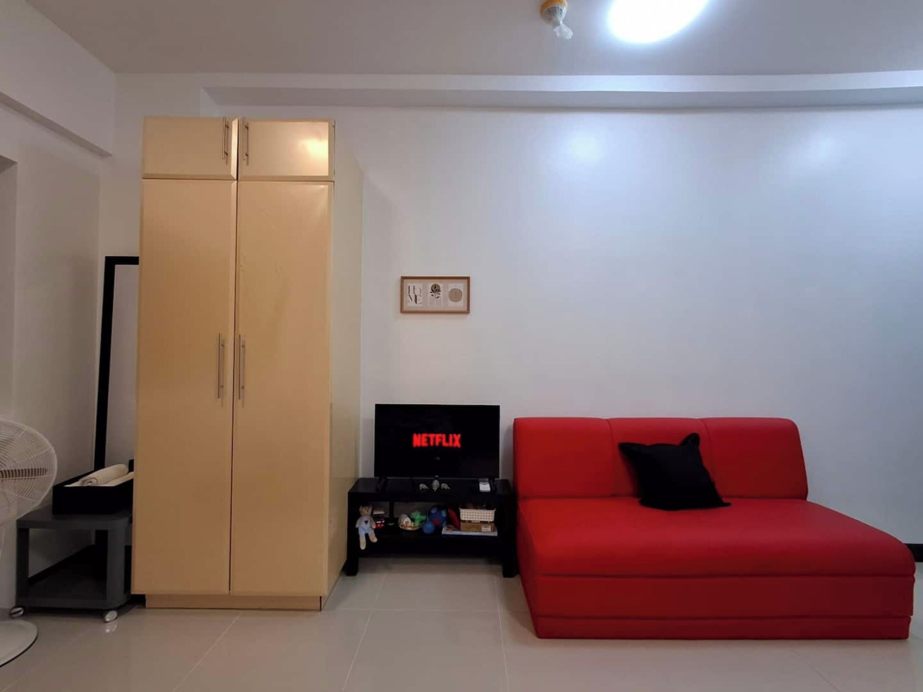 Standard-Studio, 1 Queen-Bett, Klimaanlage, Stadtblick | Wohnbereich