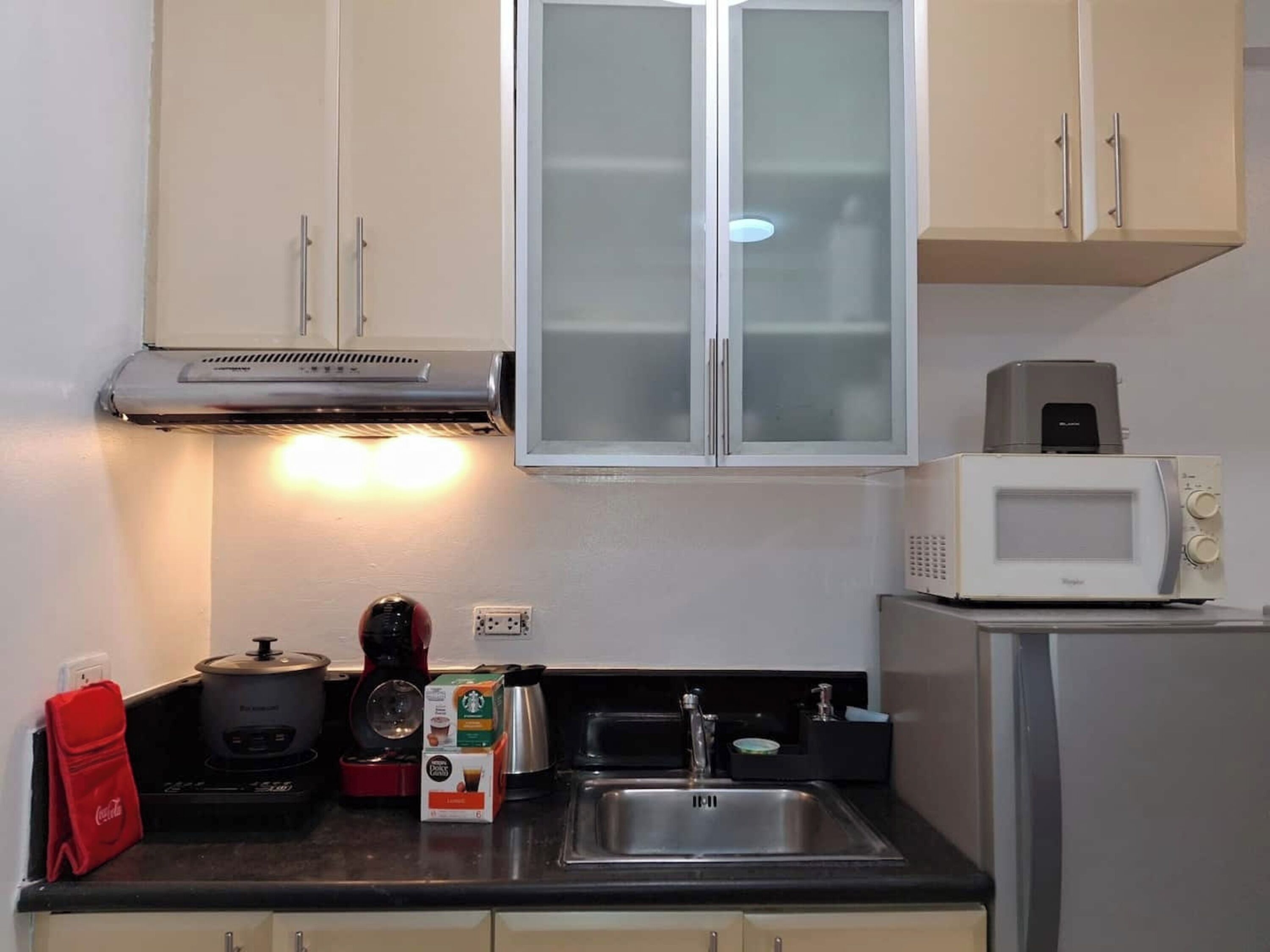 Standard-Studio, 1 Queen-Bett, Klimaanlage, Stadtblick | Eigene Kochnische