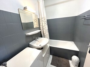 Bathroom - Apartment near beach with parking - 4 guests (Argelès-sur-Mer)