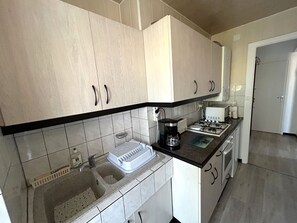 Fridge, microwave, oven, stovetop - Pleasant apartment near beach - 4 guests (Argelès-sur-Mer)