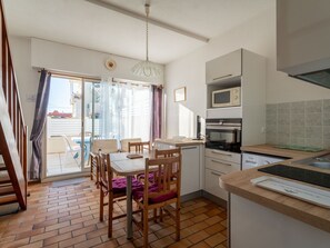 Fridge, microwave, oven, stovetop - Charming apartment, pets welcome - 4 guests (Biscarrosse Plage)