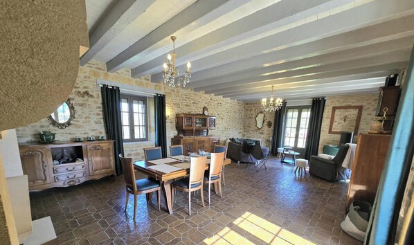 Interior - Spacious house, parking - 6 guests (Les Eyzies)