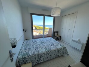 Room - Apartment with sea and mountain view - 4 guests (Argelès-sur-Mer)