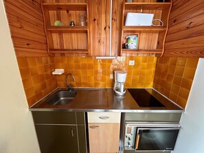 Fridge, microwave, oven, stovetop - Apartment sea and mountain view - 4 guests (Argelès-sur-Mer)