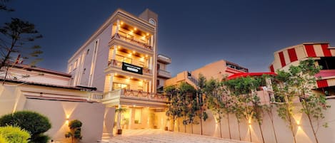 House | Exterior