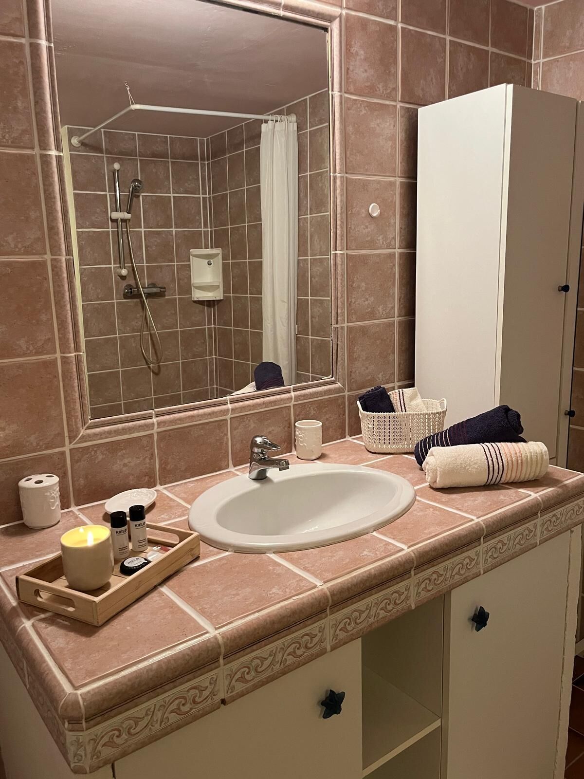 Hair dryer, towels, toilet paper