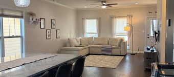 Elegant Derby Home, Sleeps 10, Beauty Suite + Wellness Lounge