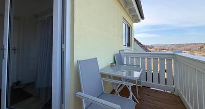 Die Ferienwohnung Storchenblick in Überlingen-Deisendorf bietet auf 50 m² Platz