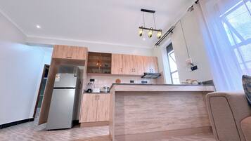 Comfort-Apartment, Balkon, Stadtblick | Innenbereich