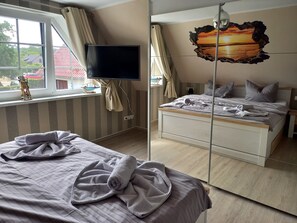 Room - Vrbo Property (Lütow)