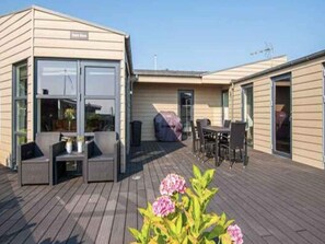 House | Outdoor dining - 4 Star Holiday Home in Juelsminde (Juelsminde)