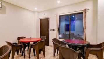 House | Dining