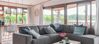 Gorgeous 3-bedroom chalet in wonderful tranquil Erm perfect for relaxing getaway