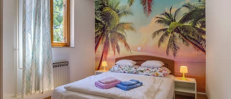 1 bedroom, WiFi, bed sheets