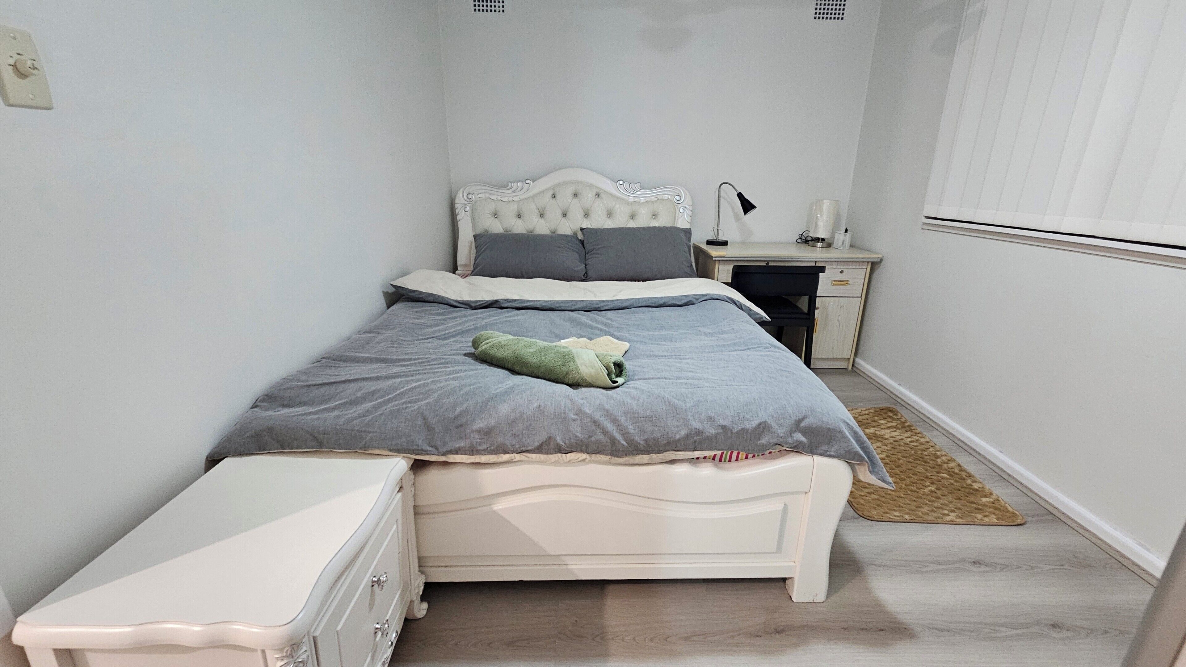 3 bedrooms, in-room safe, desk, iron/ironing board