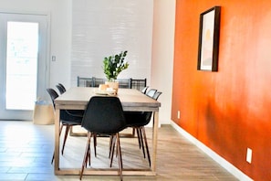 تناول الطعام