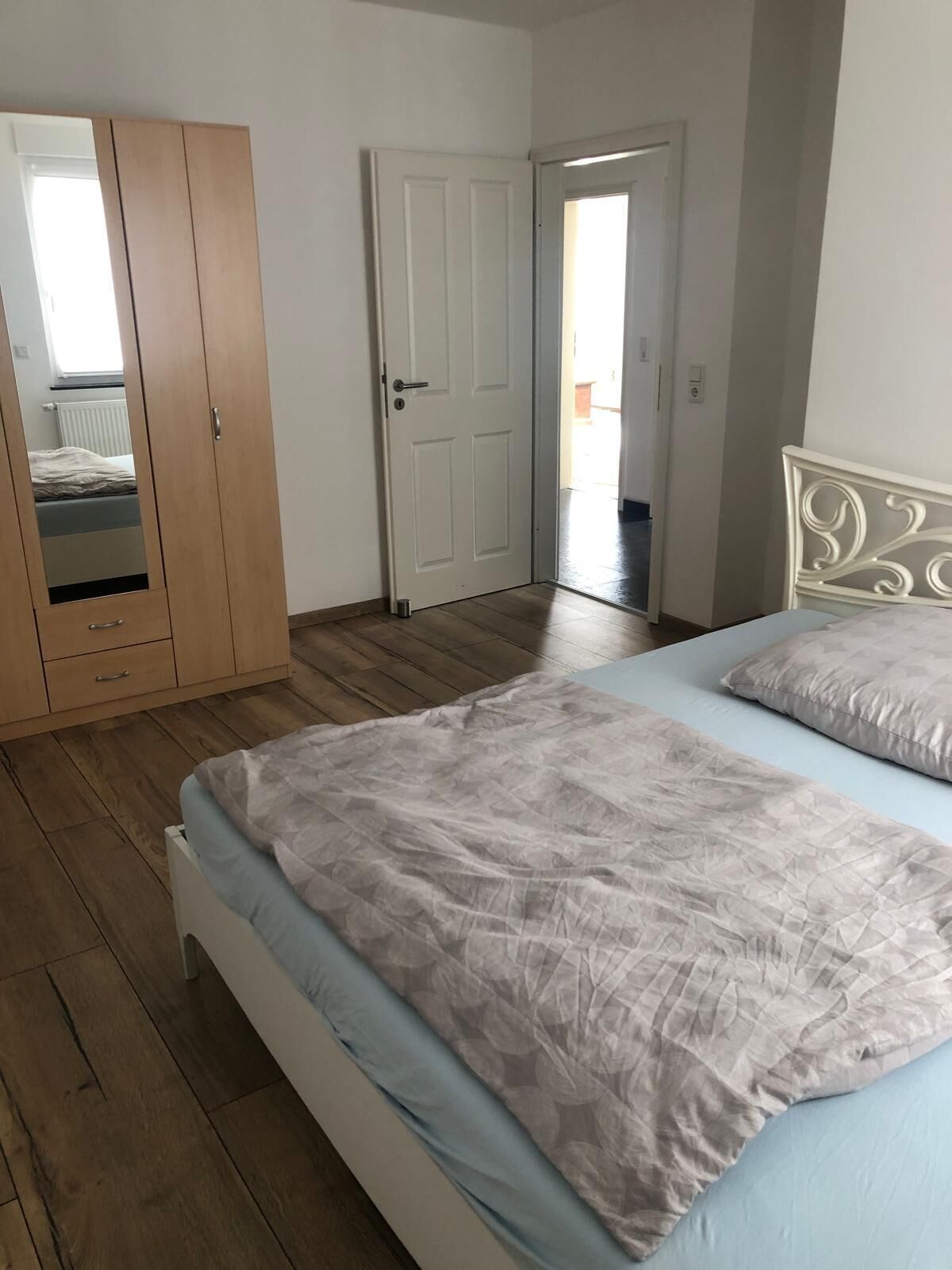 2 Schlafzimmer, Bügeleisen/Bügelbrett, Bettwäsche