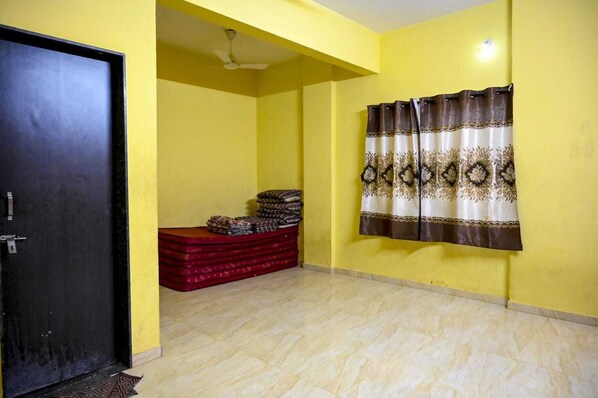 Grand Shared Dormitory | Interior