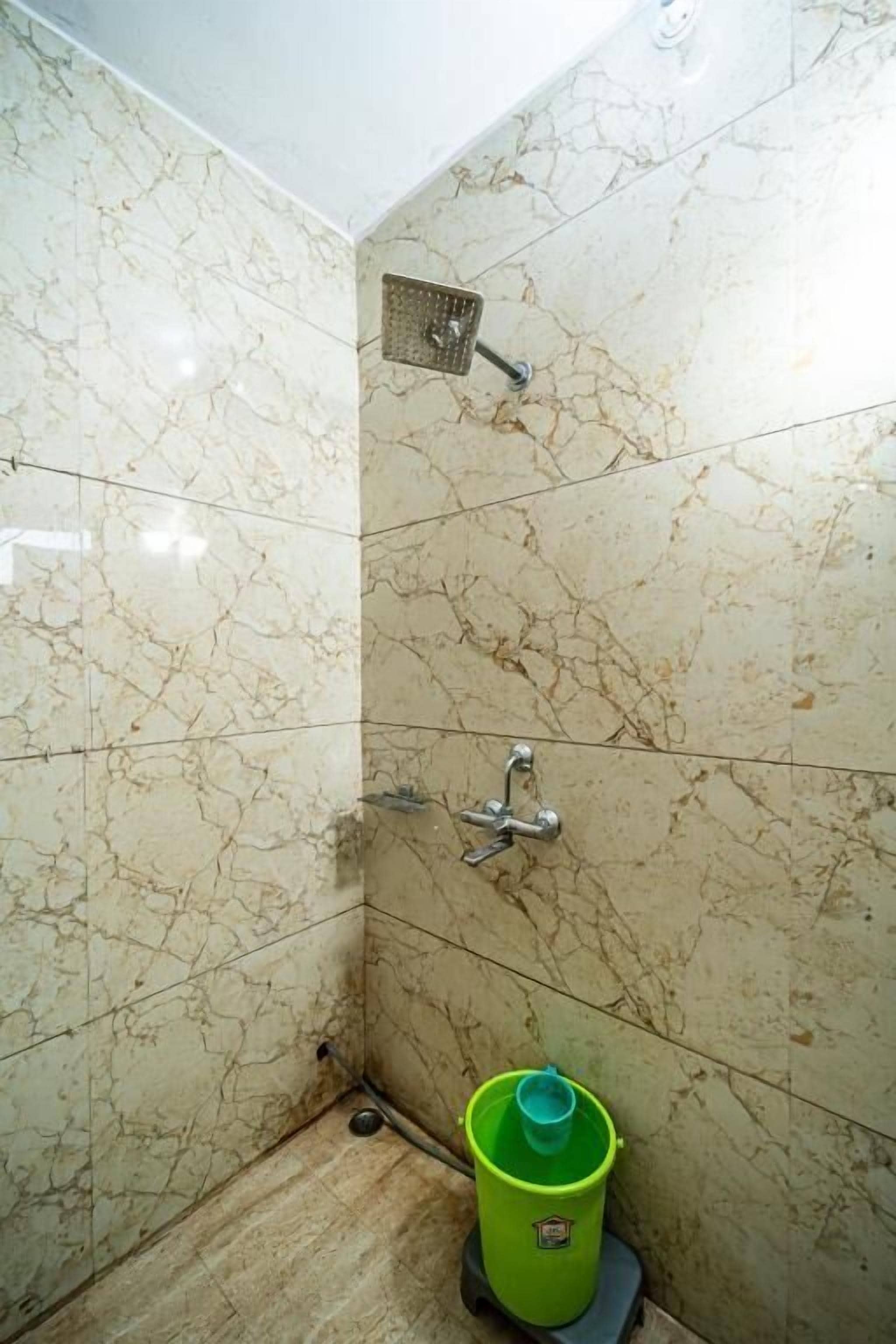 Deluxe Double Room | Bathroom