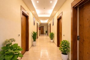 Deluxe Double Room | Lobby - Kasa Stays Pitampura (New Delhi)