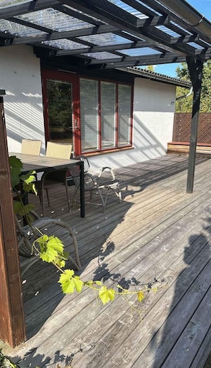 House | Outdoor dining - 4 Star Holiday Home in Storvorde (Storvorde)