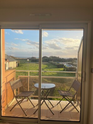 Interior - Sea view apartment facing the beach (Clohars-Carnoët)