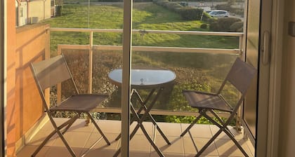 Appartement vue mer en face de la plage
