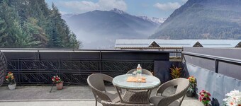 Hotel O Vashisht Temple