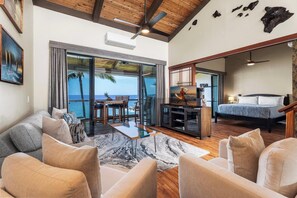 Smart TV - Kksr#4303 Direct Oceanfront, Top Floor, Ac, Remodeled, Sleeps 8 (KAILUA KONA)