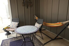 Terrace/patio - Southeast Austin Bungalow near CotA (Austin)