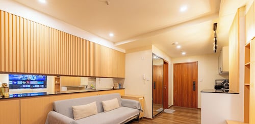 Stylish Spacious condo in charming Baguio for your getaway