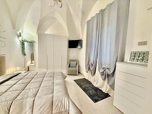 熨斗/熨衣板、WiFi、床单