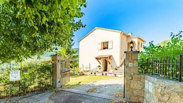 Cottage | Khuôn viên nơi lưu trú