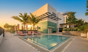 Pool - Miami Worldcenter Chic - Rooftop Hot Tub (Miami)
