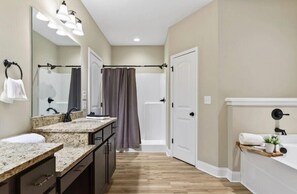 Shower, jetted bath, hair dryer, towels - 6 BD Next To Dollywood |Sleeps 22| Pool | Arcade |Sauna |Pet Friendly (Pigeon Forge)