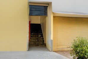 Reception - Hotel O James Street Railway Station (Hyderabad)