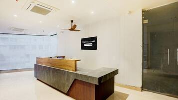 Rumah | Resepsionis