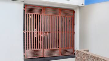 Rumah | Resepsionis