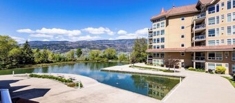 Amazing, vast townhouse on Lake Okanagan.