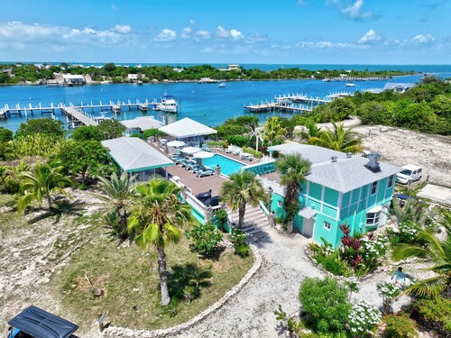 Green Turtle Cay/The Grand at Beach Weekend Bahamas/Pet-Friendly