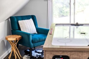 Spielezimmer