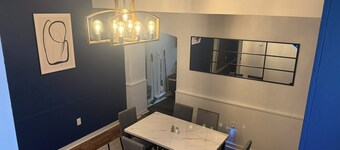 Cozy Centralized 3bd 2bath House w/ Free Parking
