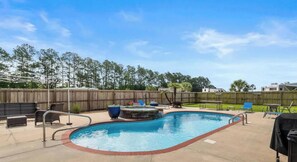 Pool - The Plash Pad - 4-bedroom w/Pool in Gulf Shores!! Your Vacation Destination!! (Gulf Shores)