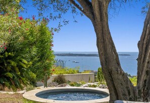 Property grounds - Mediterranean villa Croix des Gardes Cannes (Cannes)