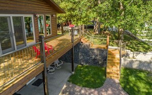 Terrace/patio - Dream Island Cabin — Whitefish Chain Lakefront, Hot Tub, 4BR, Sleeps 10 (Crosslake)