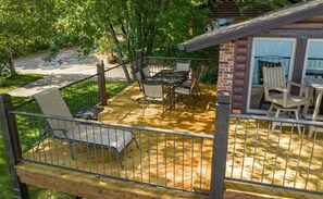 Outdoor dining - Dream Island Cabin — Whitefish Chain Lakefront, Hot Tub, 4BR, Sleeps 10 (Crosslake)