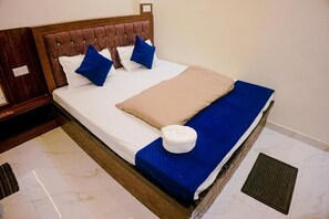 スーペリア ダブルルーム | デスク、ノートパソコン用作業スペース、WiFi (無料)