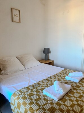 2 bedrooms, iron/ironing board - Apartment in Port Leucate for 4 people at the foot of the port and close to the beaches (Leucate)