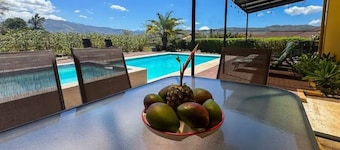 Pool • Concierge • Golf Course • Close to SJO