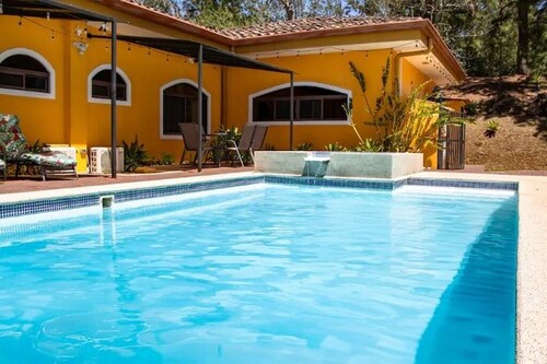 Pool • Concierge • Golf Course • Close to SJO